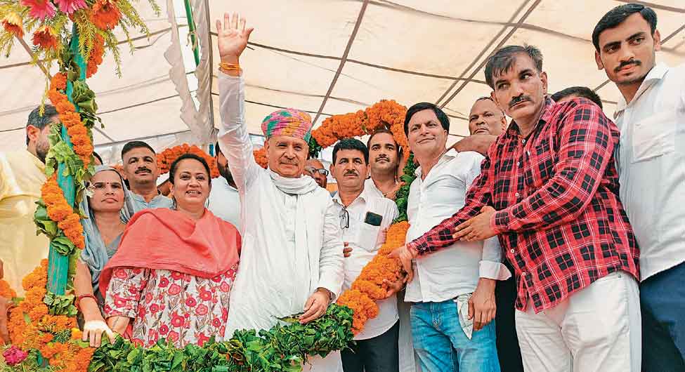 राव इंद्रजीत के साथ बेटी आरती