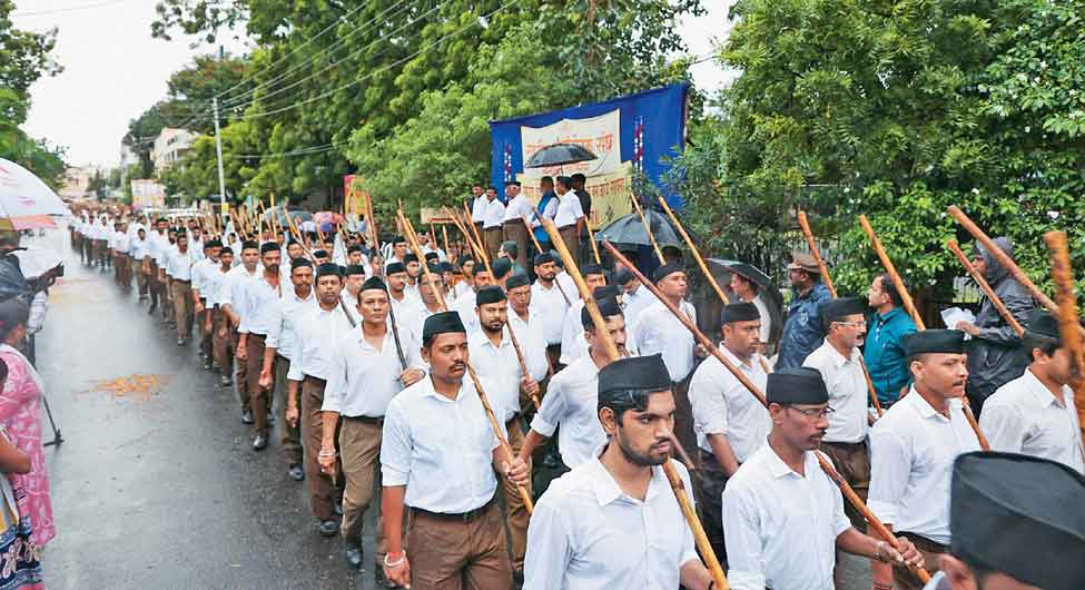 राष्ट्रीय स्वयंसेवक संघ, जिसने दलितों को बांट दिया