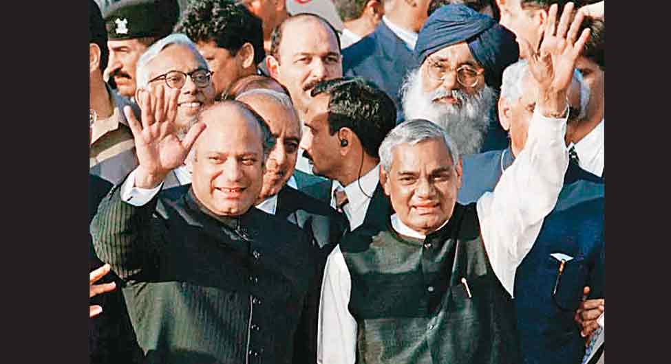नवाज शरीफ और अटल बिहारी वाजपेयी