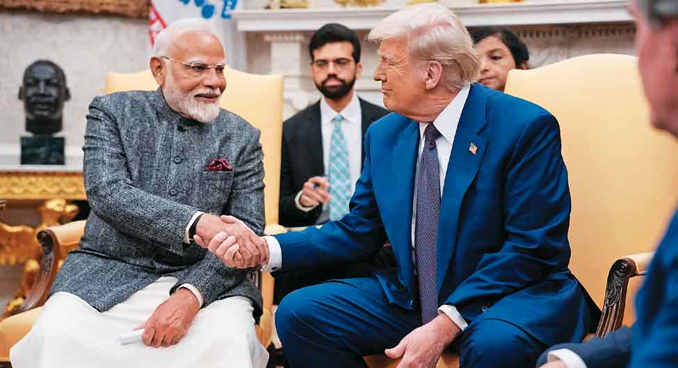 हाथ में कितनी गर्मीः फरवरी में ह्वाइट हाउस में प्रधानमंत्री मोदी और राष्ट्रपति ट्रम्प