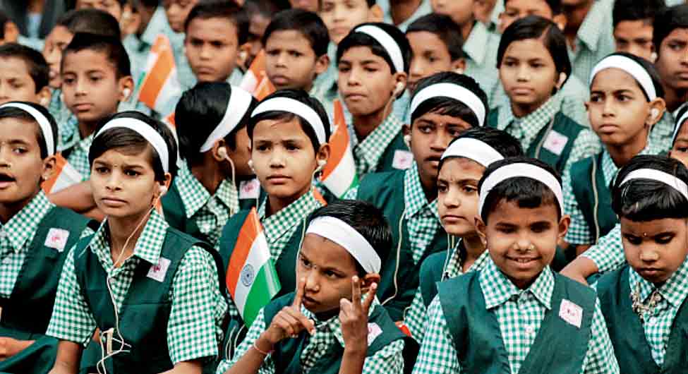 असहाय सेवाः आनंद वन में चिकित्सालय, वृद्घाश्रम और दिव्यांगों की पाठशाला