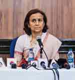 पाकिस्तान और चीन के साथ संबंध को लेकर सोनम वांगचुक पर झूठा आरोप लगाया जा रहा है। उकसाऊ बयान देने की बातें भी गलत हैं: गीतांजलि, सोनम वांगचुक की पत्नी