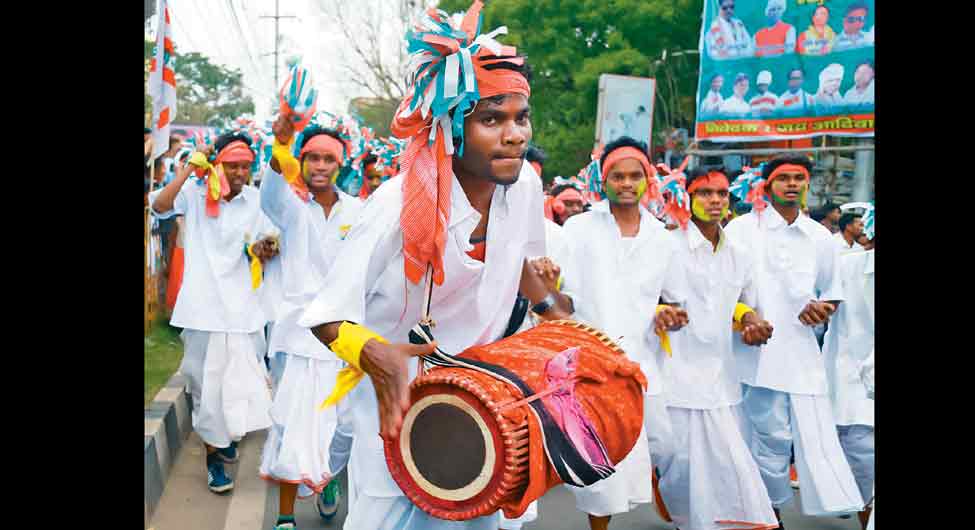 मांदर की थाप मांदर की थाप