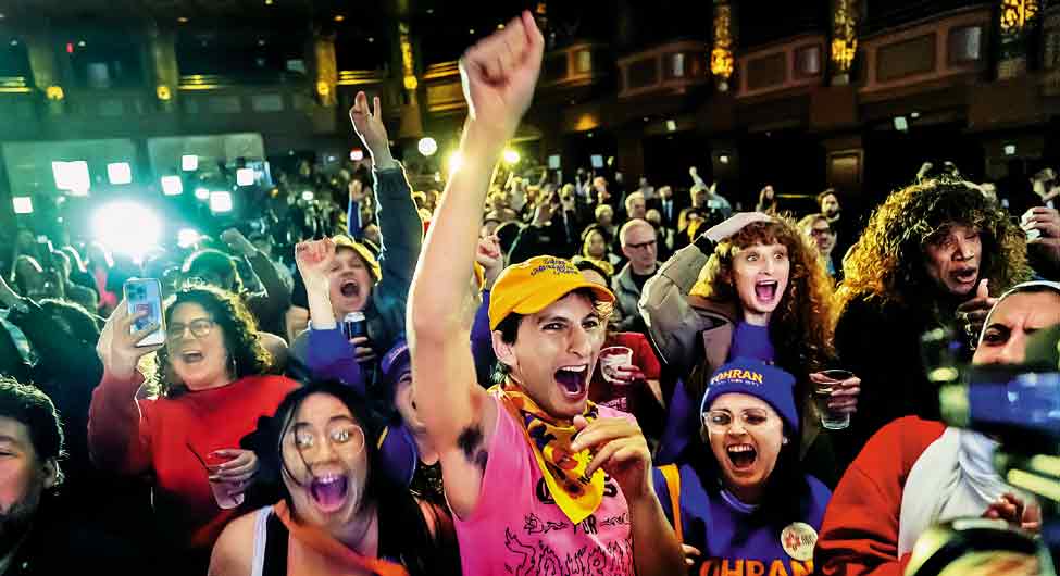 मच गई धूम ः ममदानी समर्थकों का जश्न 