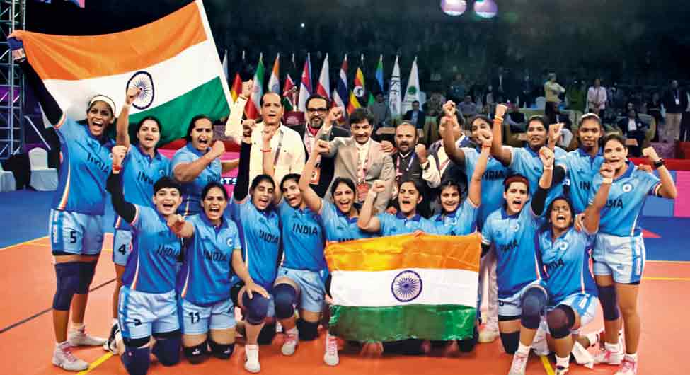 हूतूतूः कबड्डी विश्व कप की जीत के बाद टीम का जश्न हूतूतूः कबड्डी विश्व कप की जीत के बाद टीम का जश्न