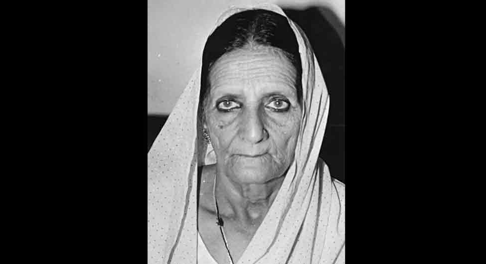 शाहबानो जिसके जीवन पर फिल्म बनी शाहबानो जिसके जीवन पर फिल्म बनी