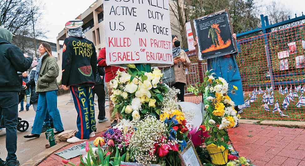 प्रतिरोध के स्वरः बुश्नेल के स्मारक पर इजरायल विरोधी प्रदर्शन