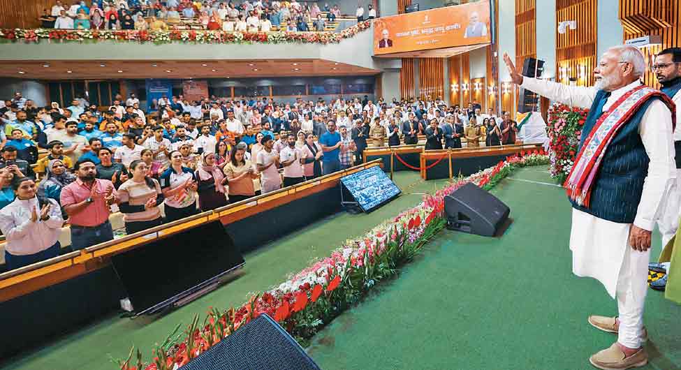 जो वादा कियाः शेरे कश्मीर इंटरनेशनल कनवेंशन सेंटर में प्रधानमंत्री नरेंद्र मोदी