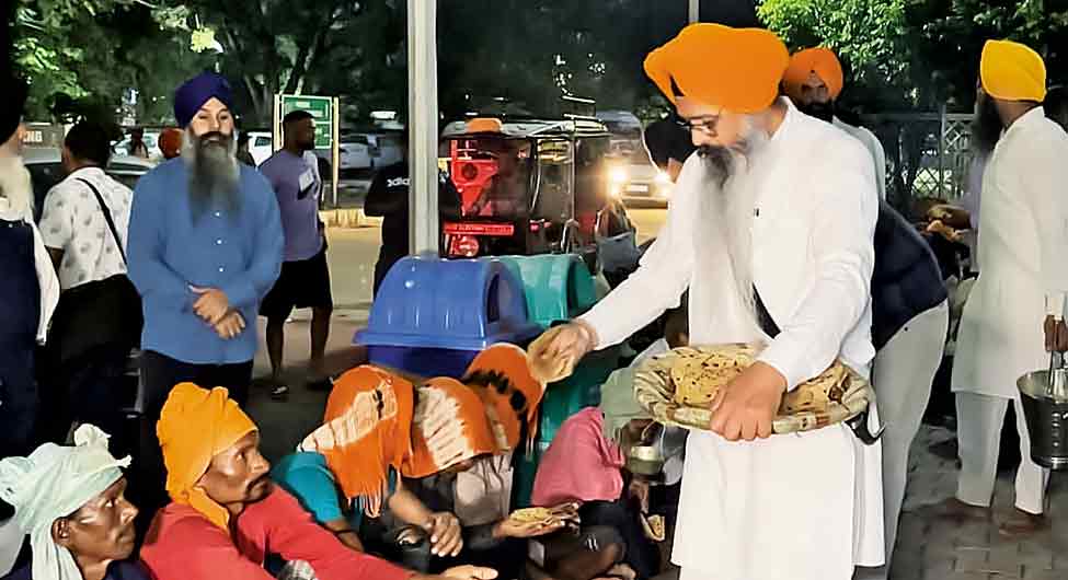 पंजाबः लोगों का साथ ही सहारा
