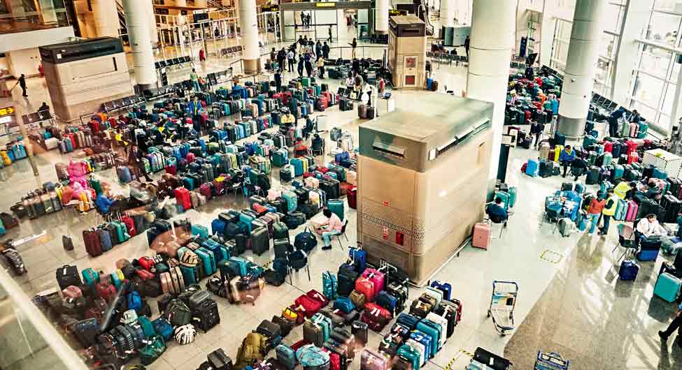 हवाई सफरः इंडिगो जमीं पर