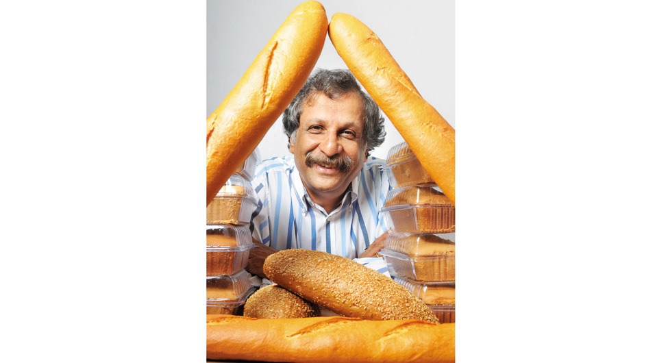 हॉट ब्रेड्स ः एम. महादेवन ने 1989 में पिज्जा उपलब्ध कराने वाली बेकरी से की शुरुआत