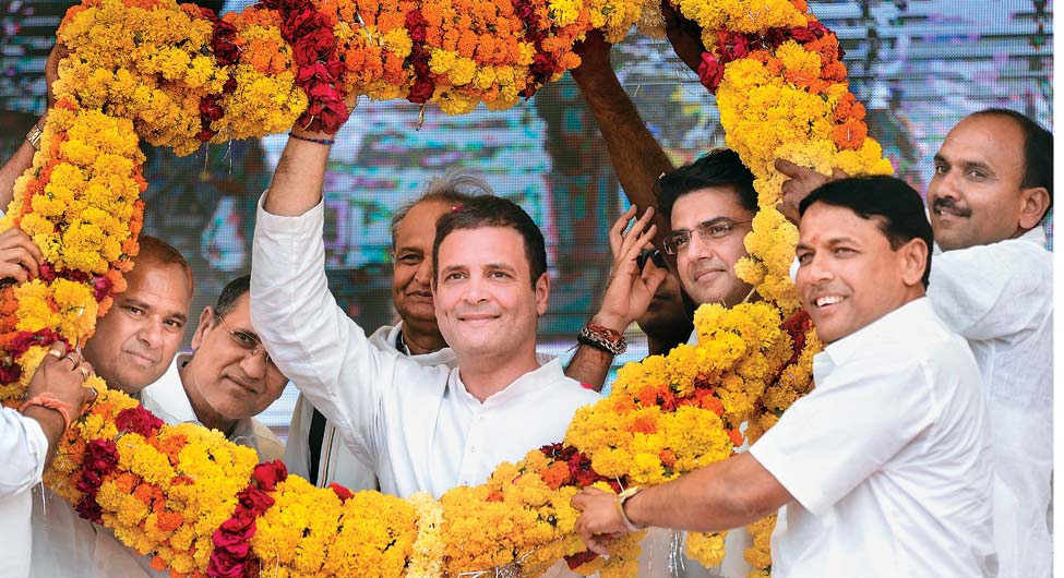 दमखम ः मेवाड़ में जीत के लिए कांग्रेस अध्यक्ष राहुल गांधी ने पूरा जोर लगा रखा है