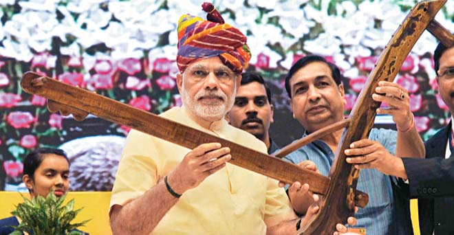 अफसरशाही और नेताओं के बीच पिसता प्रसार भारती