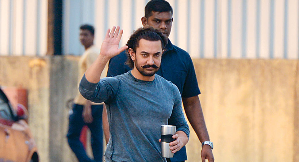 खान एकेडमीः अभिनेता-प्रोड्यूसर आमिर खान देतें हैं स्क्रिप्ट पर जोर