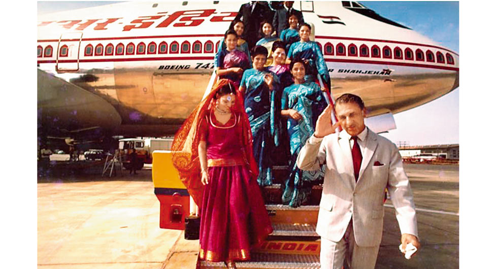 एयर इंडिया: लुटकर वापस हुए महाराजा