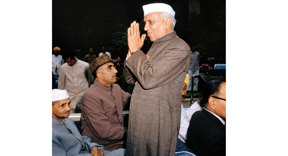 कहां खोई वह विरासतः कश्मीर में 1961 के अपने दौरे के दौरान देश के पहले प्रधानमंत्री पंडित जवाहरलाल नेहरू
