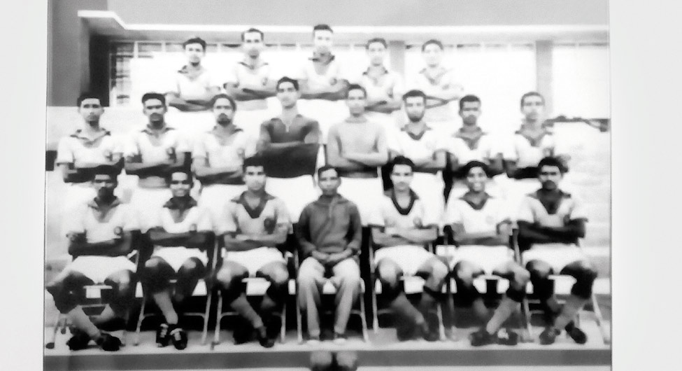फुटबॉल के दिग्गज रहीम साहब के साथ 1960 में रोम ओलंपिक में पहुंची भारतीय टीम