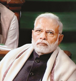 बजट भाषण सुनते प्रधानमंत्री नरेंद्र मोदी