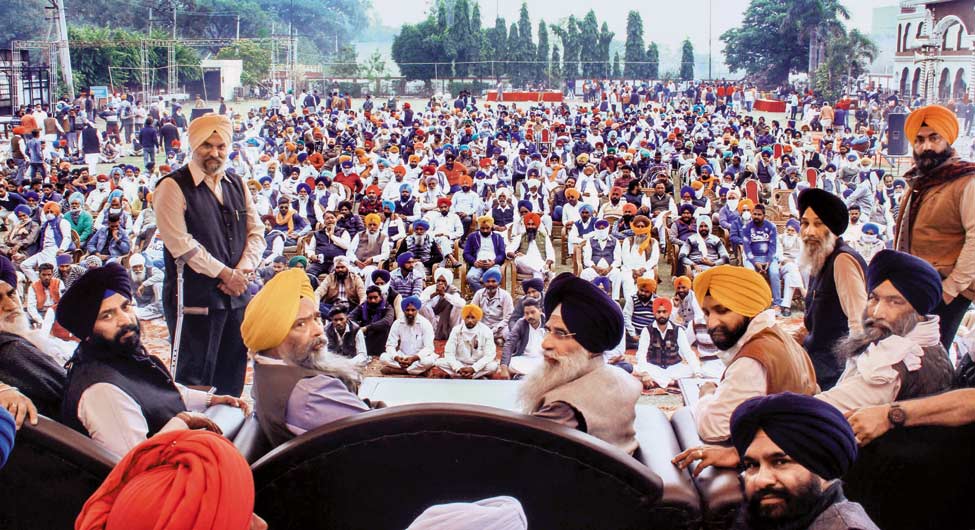 पटियाला में पंजाब बचाओ रैली में प्रेम सिंह चंदुमाजरा और अन्य नेता