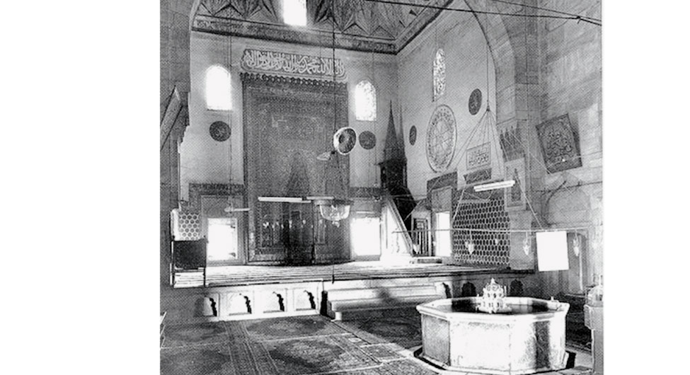बाबरी मस्जिद के अंदर का हिस्सा